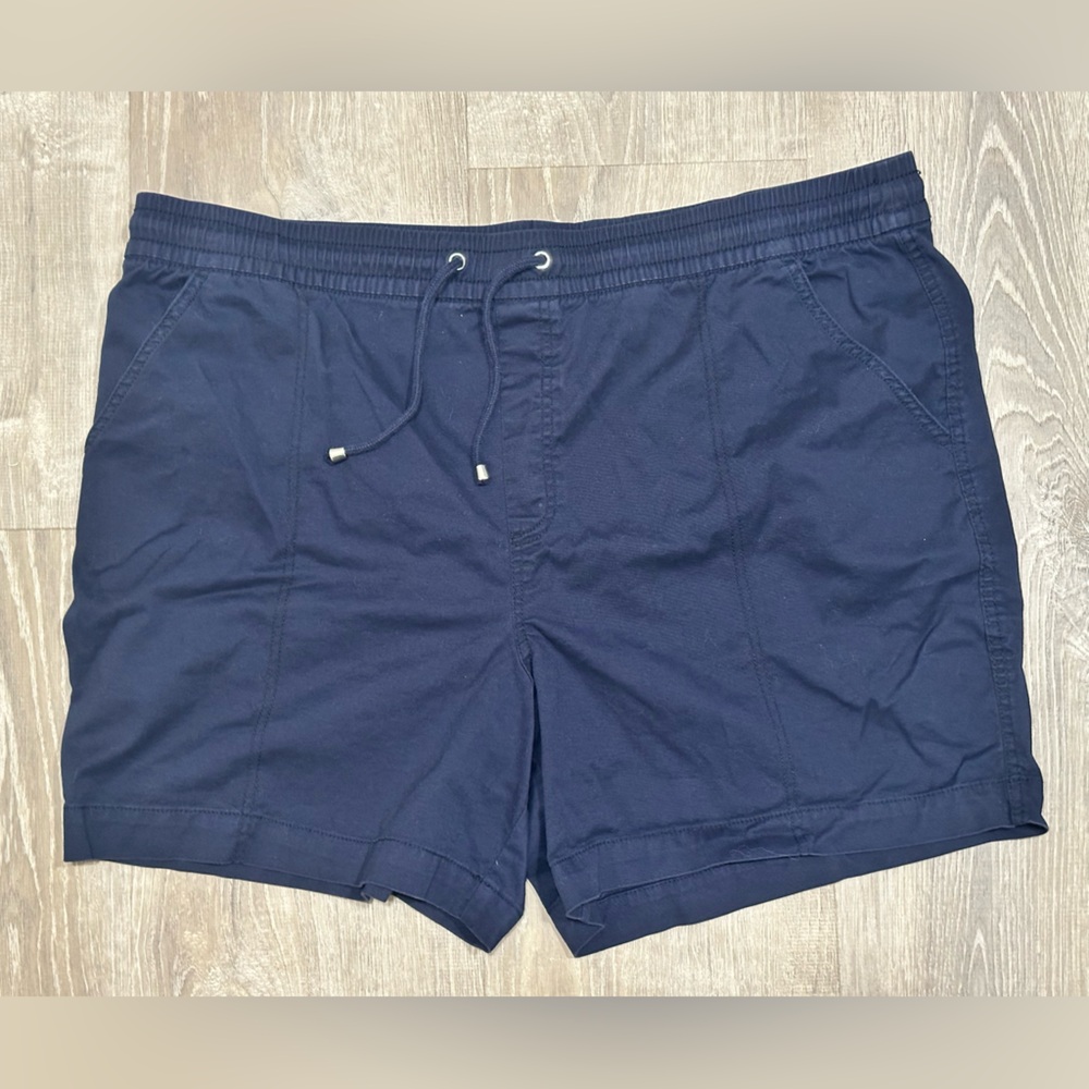 croft & barrow women’s navy shorts